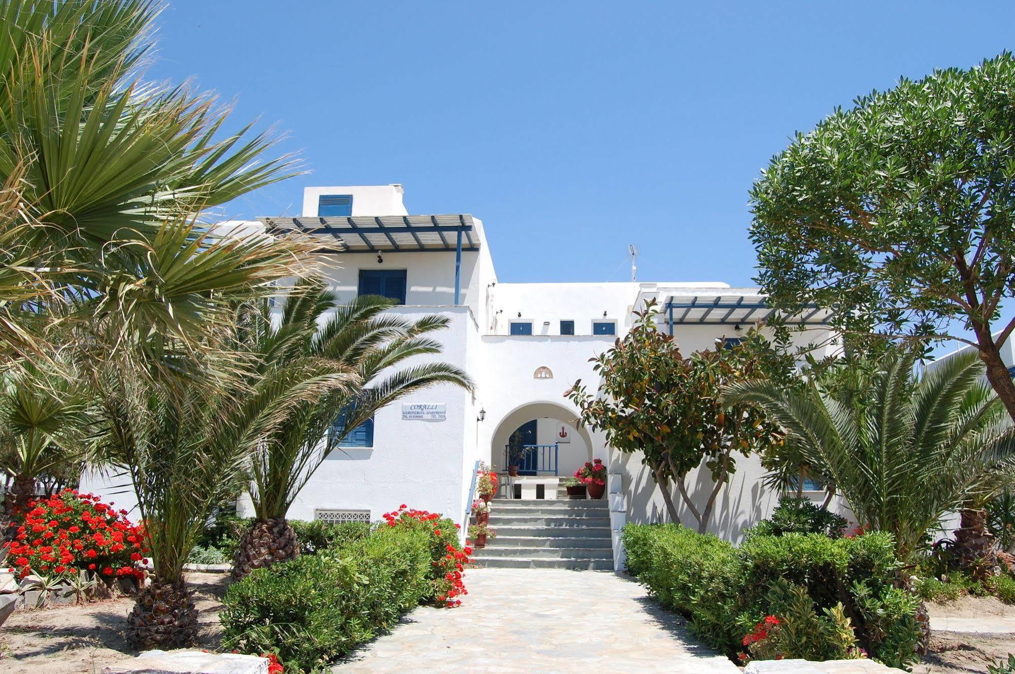Coralli Beach Apartments Mikri Vigla Bagian luar foto