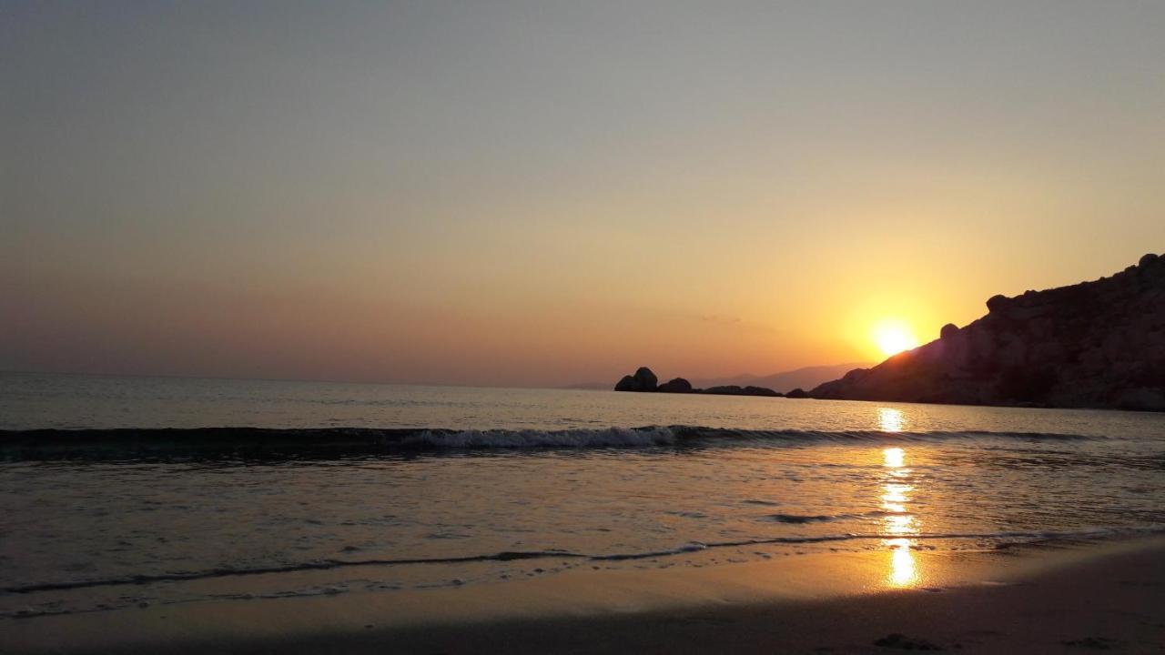 Coralli Beach Apartments Mikri Vigla Bagian luar foto